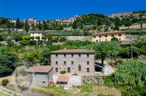 immobiliare cortonese|Real Estate Agency in Cortona, prestigious